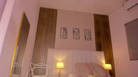 Snapshot of zoe_sky_ chatting on March 2026 11:38:02 AM Hi guys i am Zoe online show from March 2026 11:38:02 AM