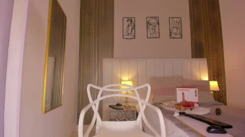 Snapshot of zoe_sky_ chatting on April 2026 11:40:02 AM Hi guys i am Zoe online show from April 2026 11:40:02 AM