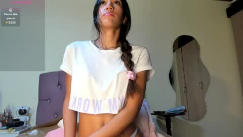 Zoe online show from May 2026 12:30:02 AM