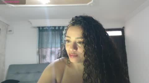 zoe tai online show from April 2026 07:33:02 PM