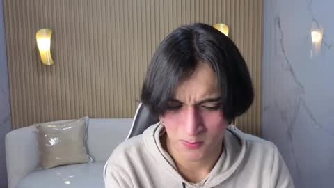 Snapshot of zoe_tp chatting on November 2025 12:53:02 PM Zoe online show from November 2025 12:53:02 PM