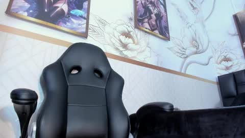 Zoe  online show from May 2026 12:09:02 PM