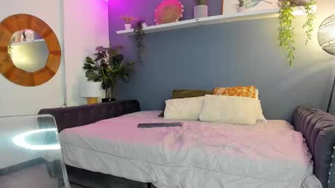 Snapshot of zoe_xra chatting on September 2025 07:14:02 PM Zoe online show from September 2025 07:14:02 PM