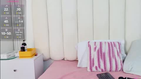 zoeameliie online show from October 2025 12:41:02 AM