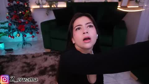 Camila  online show from November 2025 12:26:01 PM