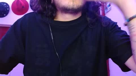 Snapshot of zoee_jhonnyy chatting on January 2025 09:47:01 AM zoee jhonnyy online show from January 2025 09:47:01 AM