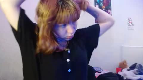 Snapshot of zoee_jhonnyy chatting on March 2025 10:37:02 AM zoee jhonnyy online show from March 2025 10:37:02 AM