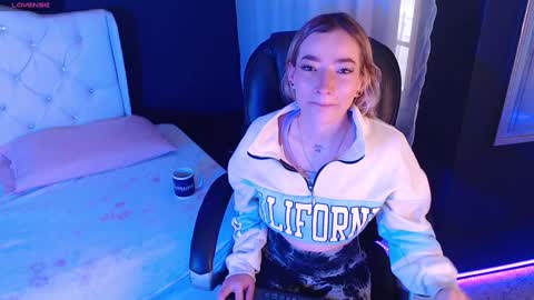 zoe online show from January 2025 11:54:02 AM