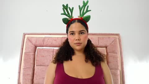 zoee online show from December 2024 06:15:02 AM