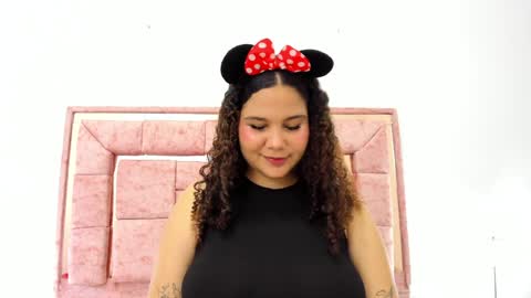 zoee online show from January 2025 06:24:02 AM