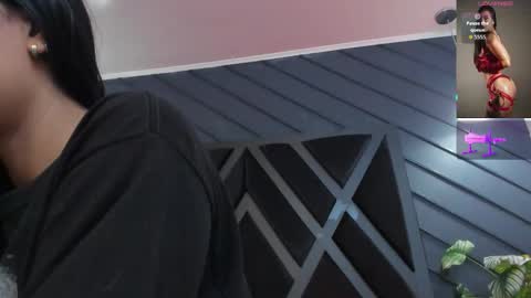 Zoe 3 online show from October 2025 05:32:02 PM