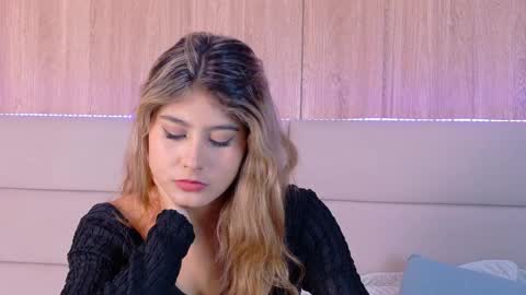 Snapshot of zoehangel chatting on April 2026 11:34:01 AM Zoe online show from April 2026 11:34:01 AM