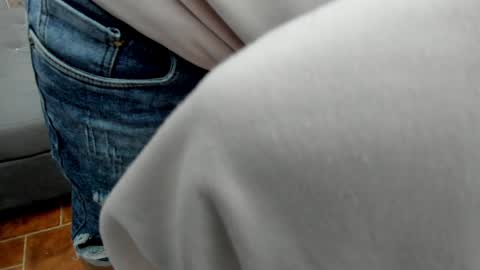 Zoe Krug online show from September 2025 12:06:01 PM