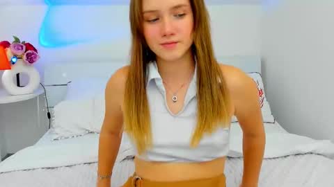 Snapshot of zoekwik chatting on November 2025 01:46:02 PM Zoe online show from November 2025 01:46:02 PM