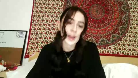 zoepleasing online show from March 2025 04:41:02 AM