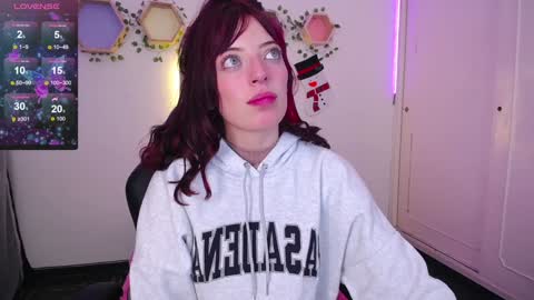 Zoe online show from December 2024 03:42:01 AM