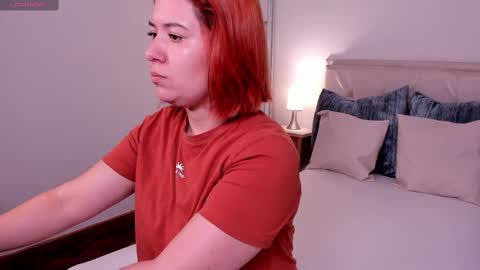 Snapshot of zoes_mile chatting on January 2025 11:35:01 AM Zoes online show from January 2025 11:35:01 AM