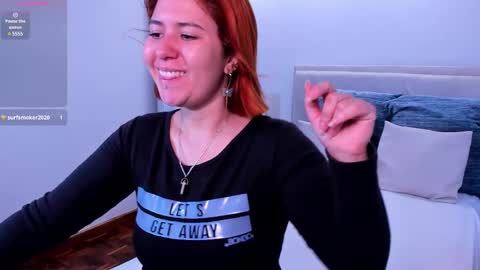 Snapshot of zoes_mile chatting on January 2025 11:48:02 AM Zoes online show from January 2025 11:48:02 AM