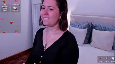 Snapshot of zoes_mile chatting on March 2025 11:23:01 AM Zoes online show from March 2025 11:23:01 AM