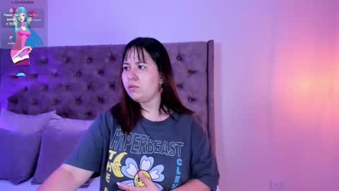 Snapshot of zoes_mile chatting on October 2025 11:06:02 AM Zoes online show from October 2025 11:06:02 AM