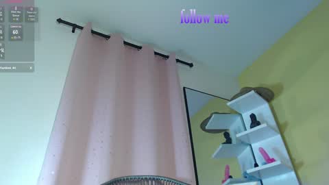 Snapshot of zoey_fox_ chatting on January 2025 05:00:02 AM zoey fox online show from January 2025 05:00:02 AM