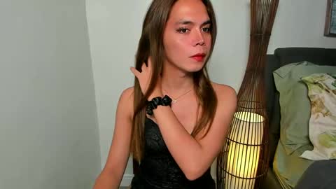 zoey online show from February 2025 08:13:02 PM