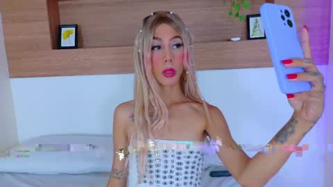 Zoey online show from April 2026 01:57:02 PM