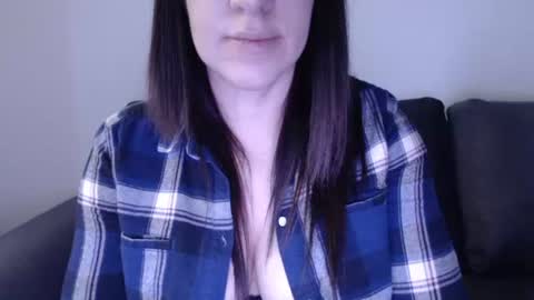 zoibee online show from December 2024 08:12:01 AM