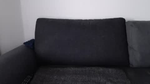 zoibee online show from November 2025 09:01:01 AM