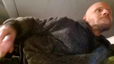 Snapshot of zolexthomas chatting on January 2025 08:02:01 PM zolexthomas online show from January 2025 08:02:01 PM