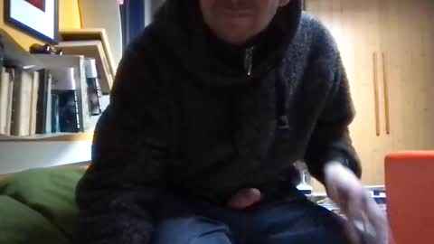 Snapshot of zolexthomas chatting on September 2025 04:53:02 PM zolexthomas online show from September 2025 04:53:02 PM