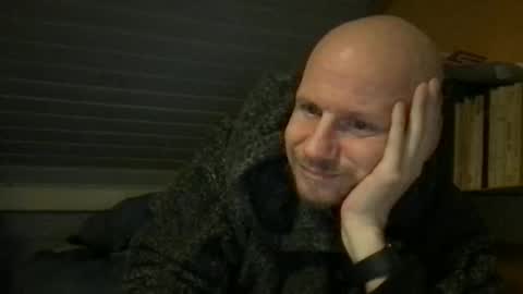 Snapshot of zolexthomas chatting on October 2025 07:10:02 PM zolexthomas online show from October 2025 07:10:02 PM