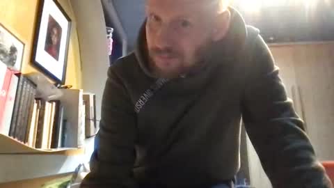 Snapshot of zolexthomas chatting on November 2025 03:11:02 PM zolexthomas online show from November 2025 03:11:02 PM