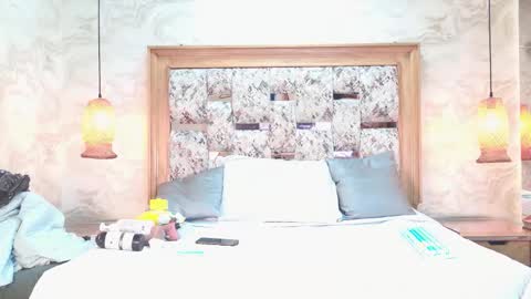 zoley  online show from January 2026 03:10:02 AM