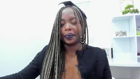 Zooe online show from January 2025 02:46:01 PM