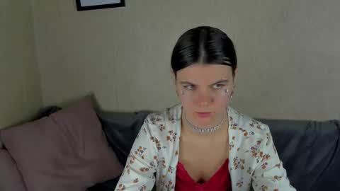 Snapshot of zorianaa_ chatting on November 2025 09:19:01 PM Zoriana online show from November 2025 09:19:01 PM