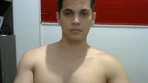 zoro_00 online show from March 2026 12:12:01 AM