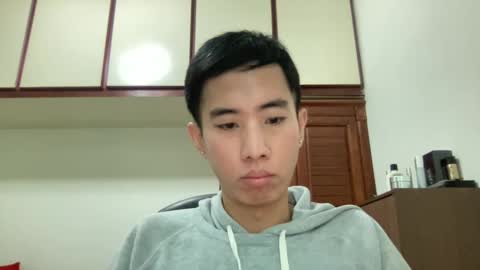 Z online show from February 2025 03:35:01 AM