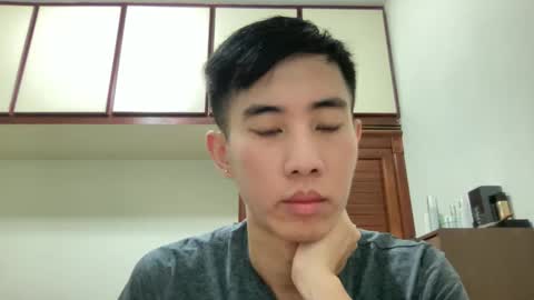 Z online show from March 2025 03:28:02 AM