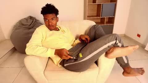 Marcelo Torres online show from November 2025 09:57:02 PM