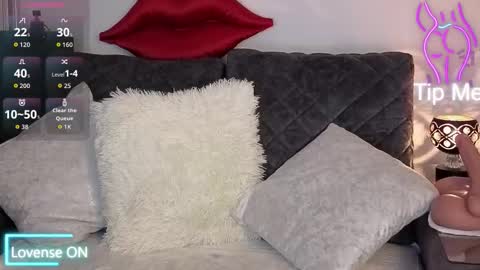 Snapshot of zuly_zahir_01 chatting on January 2026 07:02:02 AM zuly goode online show from January 2026 07:02:02 AM