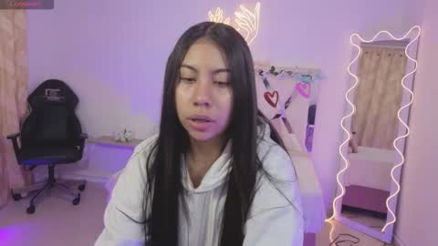 ZURY   online show from October 2025 11:42:01 AM