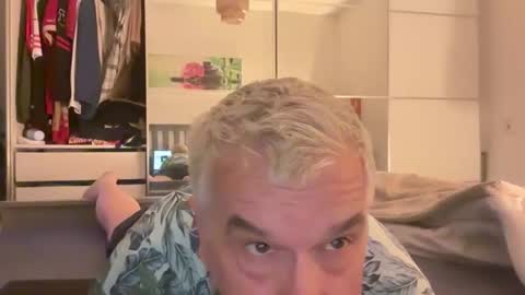 zwickauer1969 online show from May 2026 07:21:02 PM