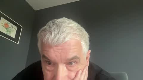 zwickauer1969 online show from May 2026 07:03:01 AM