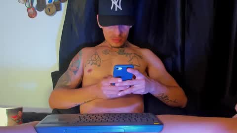 zyon garcia online show from December 2024 04:44:02 AM