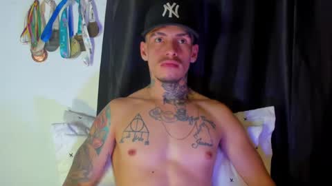 zyon garcia online show from January 2025 09:53:02 PM