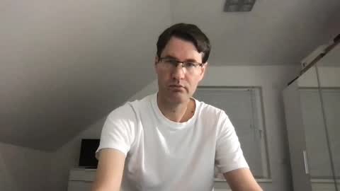 Snapshot of zzz123_cam chatting on December 2024 03:56:02 PM zzz123_cam online show from December 2024 03:56:02 PM