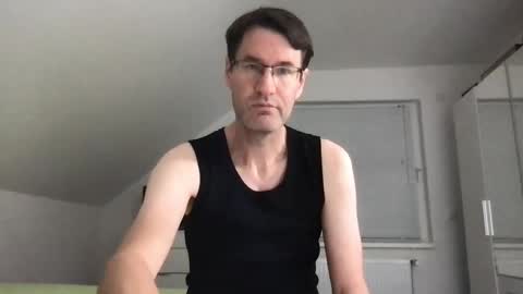 Snapshot of zzz123_cam chatting on October 2025 03:21:02 PM zzz123_cam online show from October 2025 03:21:02 PM