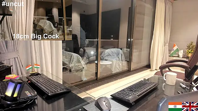 Snapshot of OnlineBossUK chatting on February 2025 08:46:01 PM OnlineBossUK online show from February 2025 08:46:01 PM