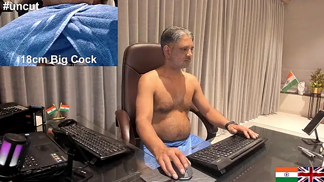 Snapshot of OnlineBossUK chatting on February 2025 12:28:01 PM OnlineBossUK online show from February 2025 12:28:01 PM